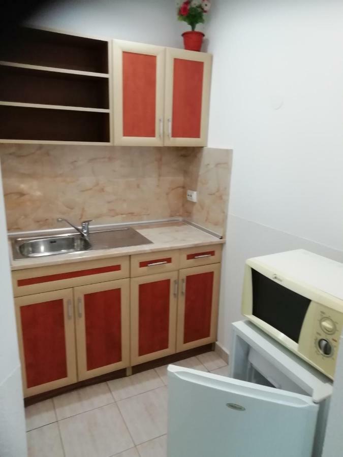 Трите Щерки טריאבנה מראה חיצוני תמונה